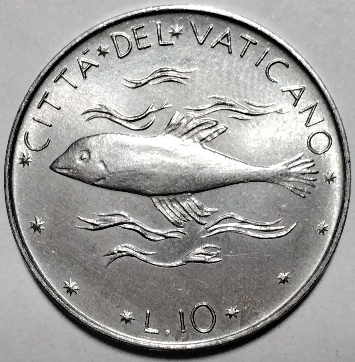 10 лир 1976 Ватикан. Рыба